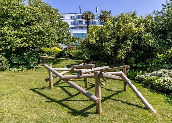 Best Luxury Hotels & Resorts in Salcombe