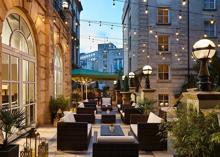 Best Hotels Near Bristol Train Station